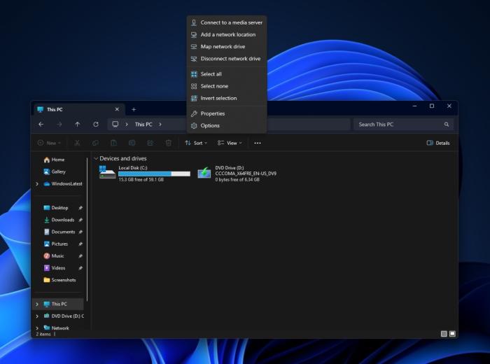File Explorer menu appear outside